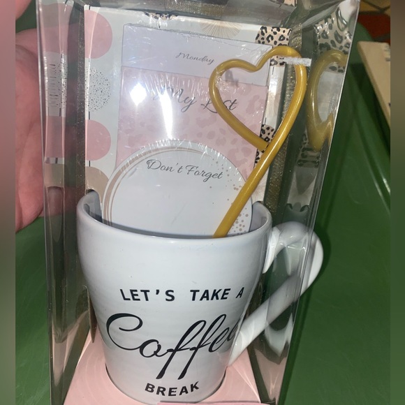 Mug gift set, coffee themed mug gift set, new with tag, original packaging - Picture 6 of 7